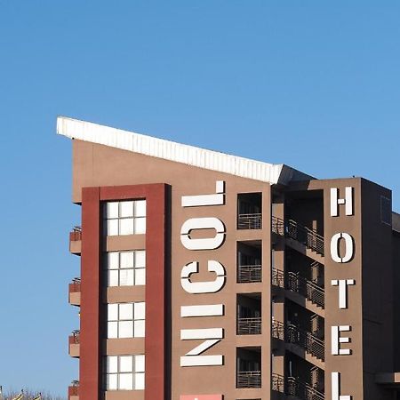 The Nicol Hotel Bedfordview โจฮันเนสเบิร์ก ภายนอก รูปภาพ