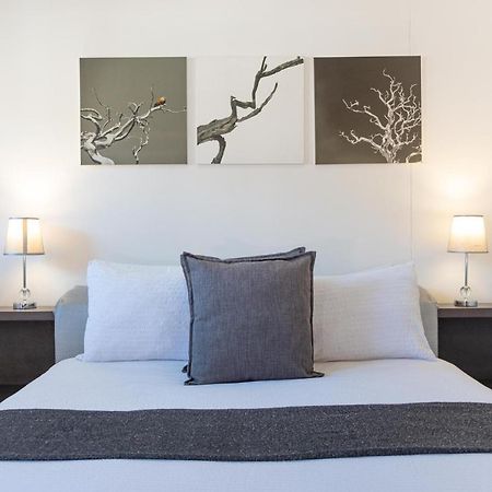 The Nicol Hotel Bedfordview โจฮันเนสเบิร์ก ภายนอก รูปภาพ