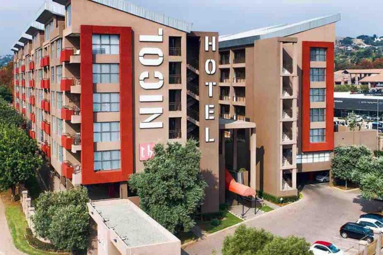 The Nicol Hotel Bedfordview โจฮันเนสเบิร์ก ภายนอก รูปภาพ